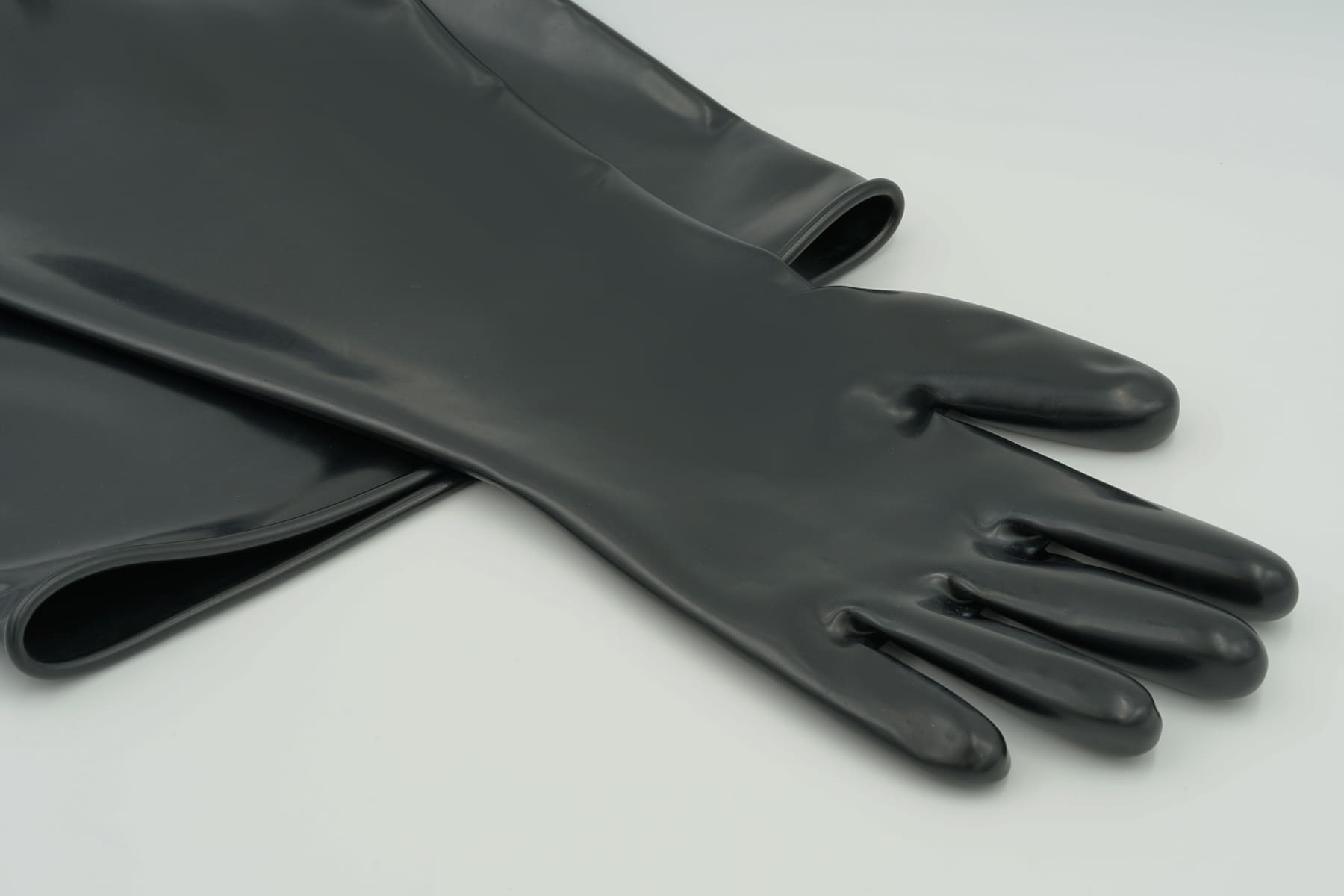 Gants néoprène pour boîtes à gants et isolateurs